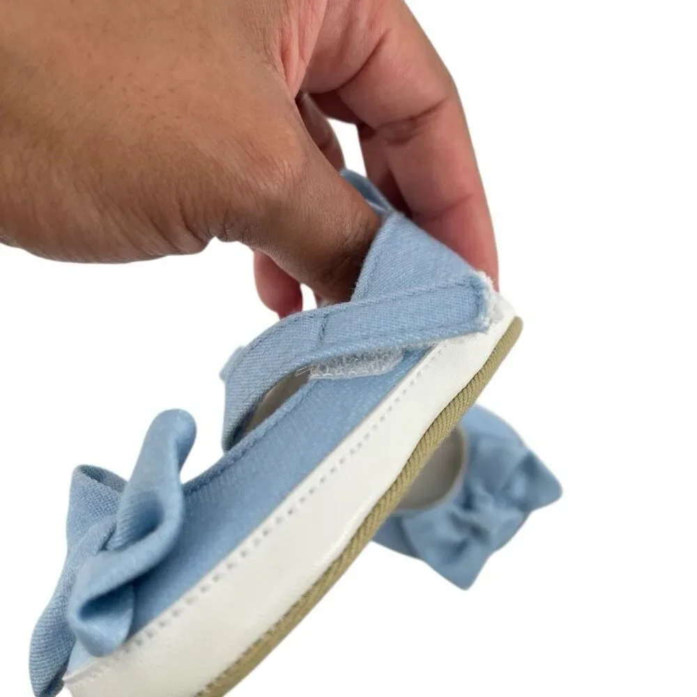 Carter’s Baby Girl Blue Bow Mary Jane Crib Shoes Soft Sole Newborn 0-3M